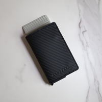 Card Home - Smart Wallet made of Carbon